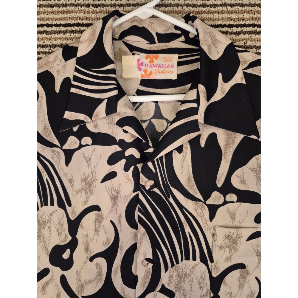 Sears Hawaiian Floral Button Down
Shirt 1960s VTG. L/XL - Picture 7 of 11